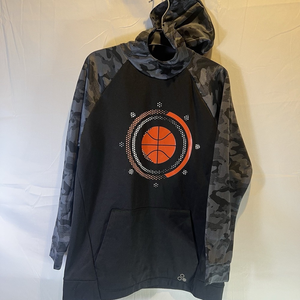 Boy's Black Tek Gear Warm Tek Hoodie Size YXL Youth XL 18-20 Basketball Theme